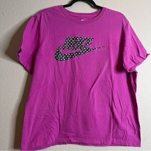 Nike Sportswear Men's Graphic T Shirt (Fuchsia(Pink)/Lego Logo, Large